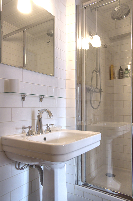 Chambre3 salle de bain1